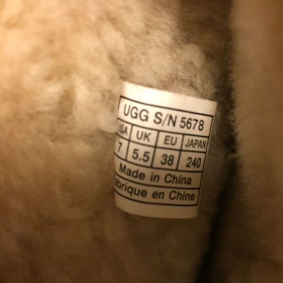 UGG Kensington leather brown boot Sz 7 pre owned - Picture 7 of 7